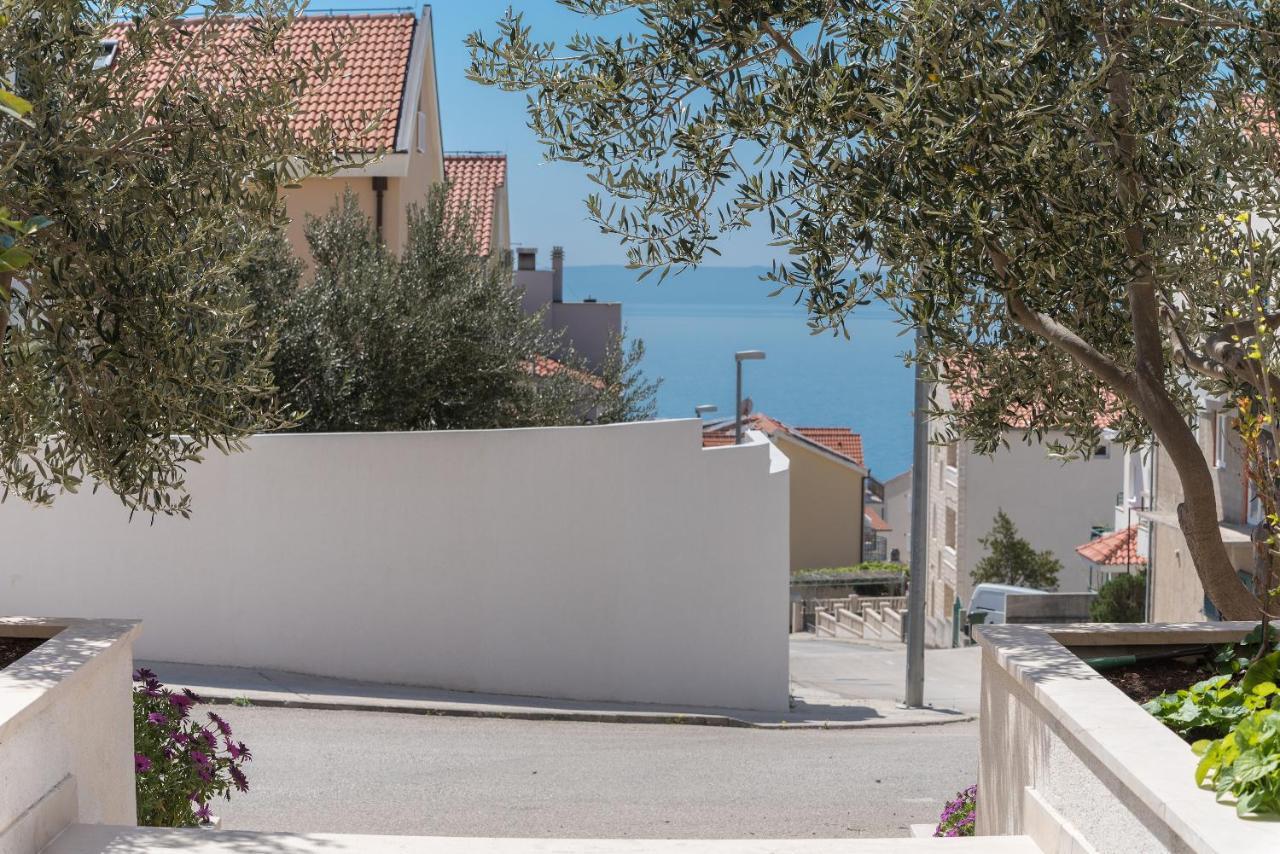 Long Apartment Makarska Exterior foto